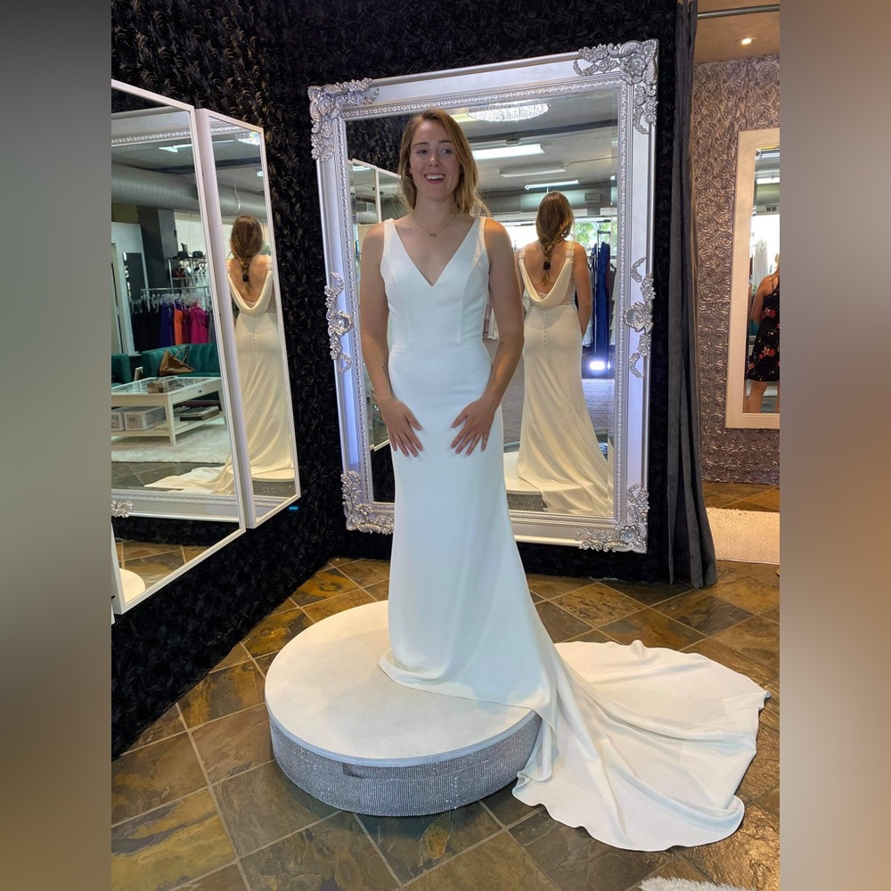 NWT Symphony of Venus Ivory Wedding Dress